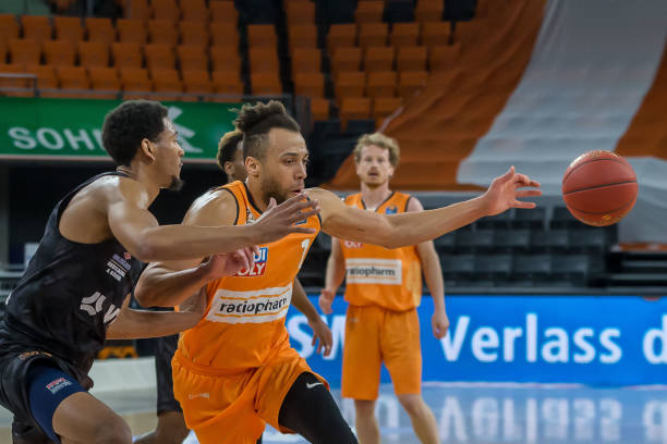 性的足球热 性的足球热