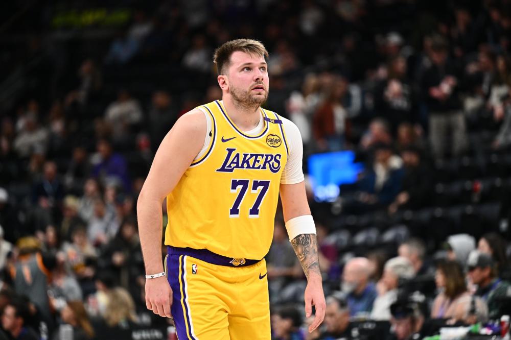 雄鹿少了1 雄鹿少了1