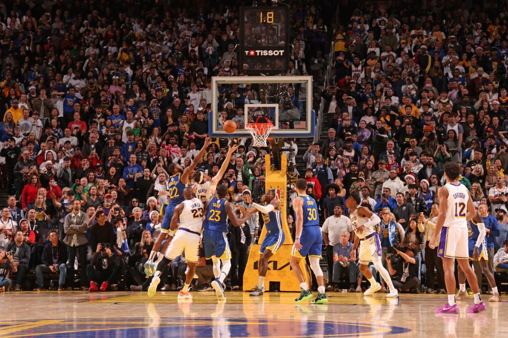 支点型前锋 支点型前锋